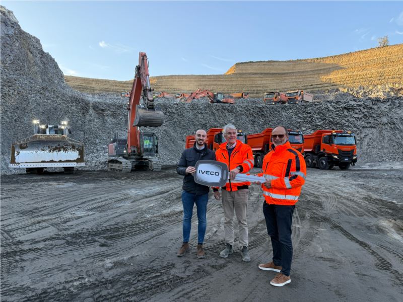 News:STRAPPINI S.p.A. CONSEGNA TRE IVECO T-WAY A BASALTO LA SPICCA S.p.A.